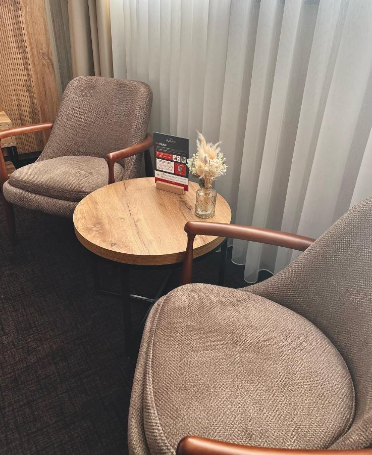 Hotel Le 830 Namur Eksteriør billede