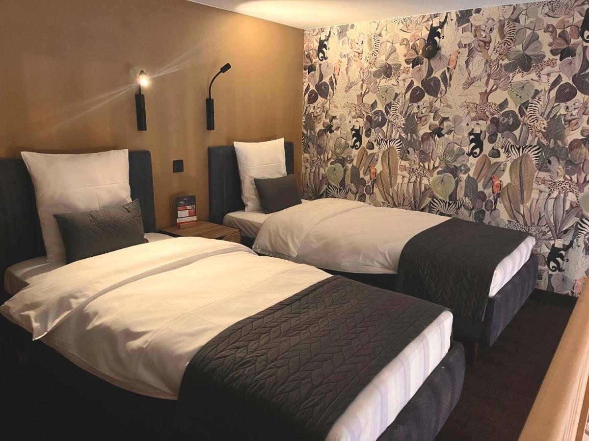 Hotel Le 830 Namur Eksteriør billede