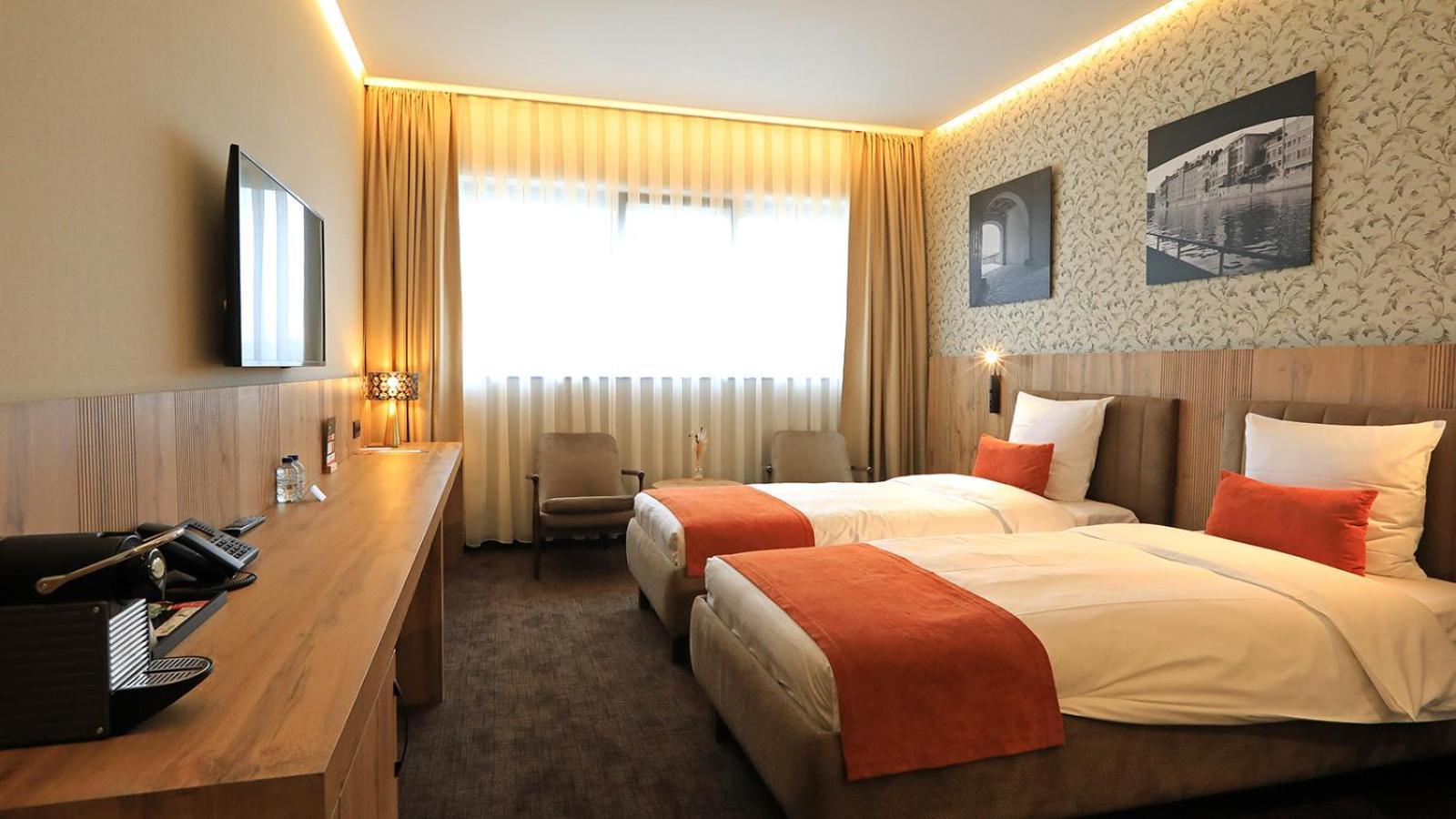 Hotel Le 830 Namur Eksteriør billede