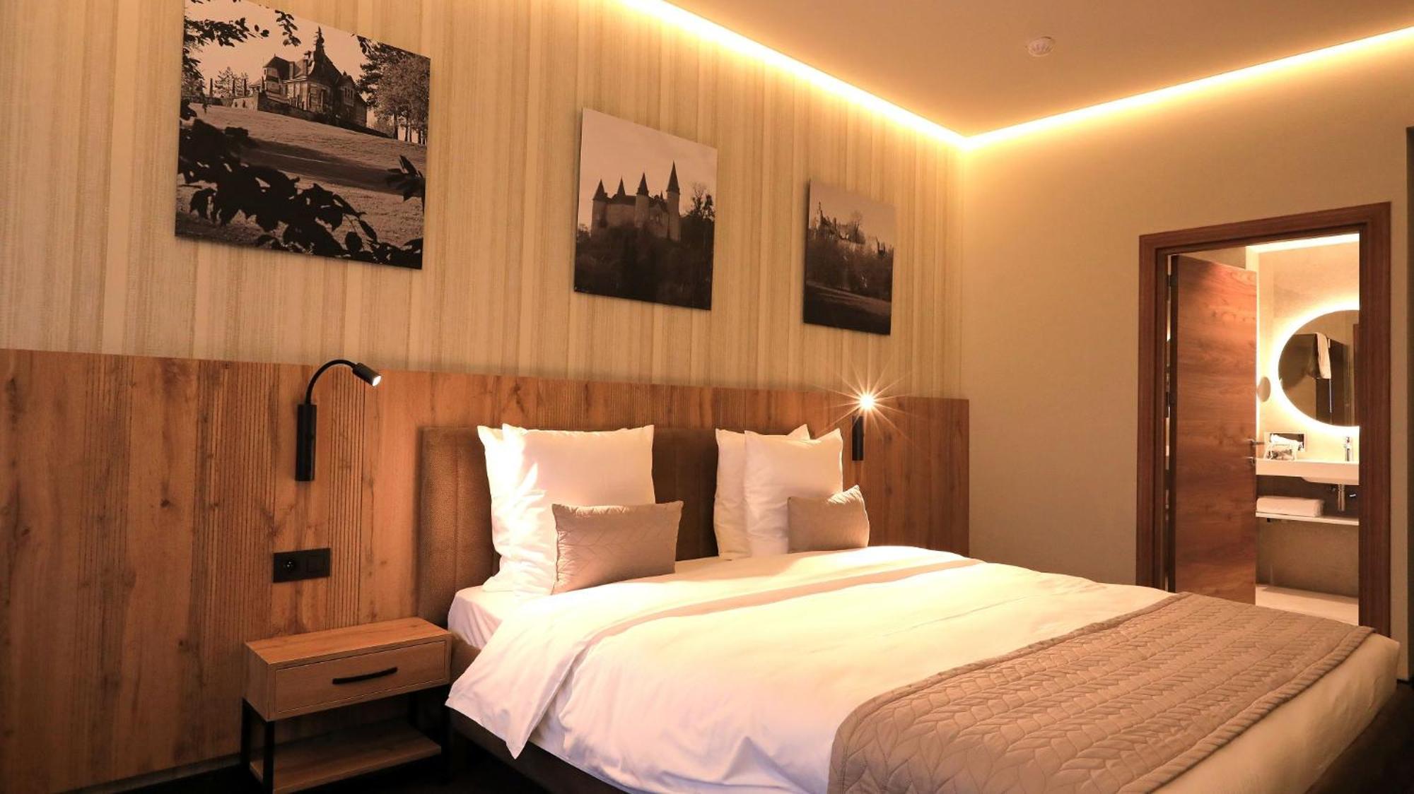 Hotel Le 830 Namur Eksteriør billede
